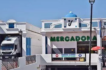 מלון Y Casas Serinamar Marbella 3*