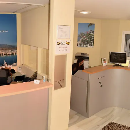 Y Casas Serinamar Marbella מלון 3*