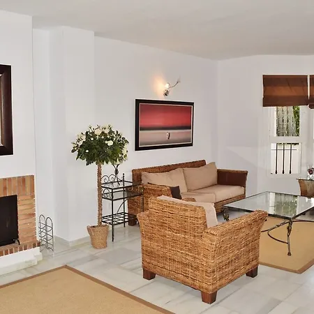 Y Casas Serinamar Marbella El Ángel