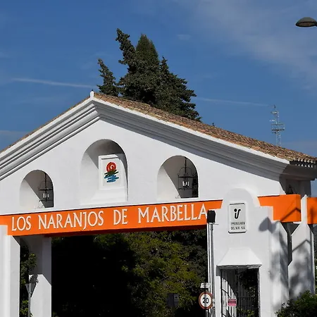 Y Casas Serinamar Marbella 3*