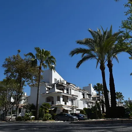 Y Casas Serinamar Marbella 3* El Ángel