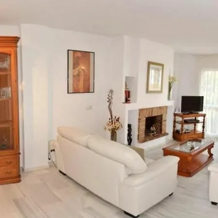 Y Casas Serinamar Marbella